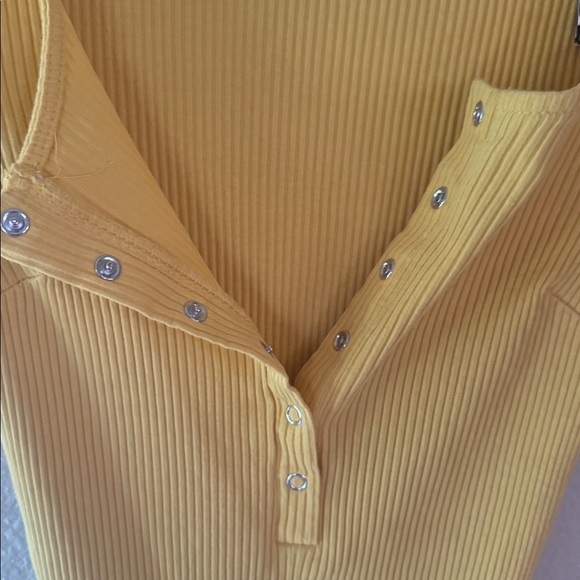Yellow Ribbed Button-Up Bodysuit - Picture 4 of 5